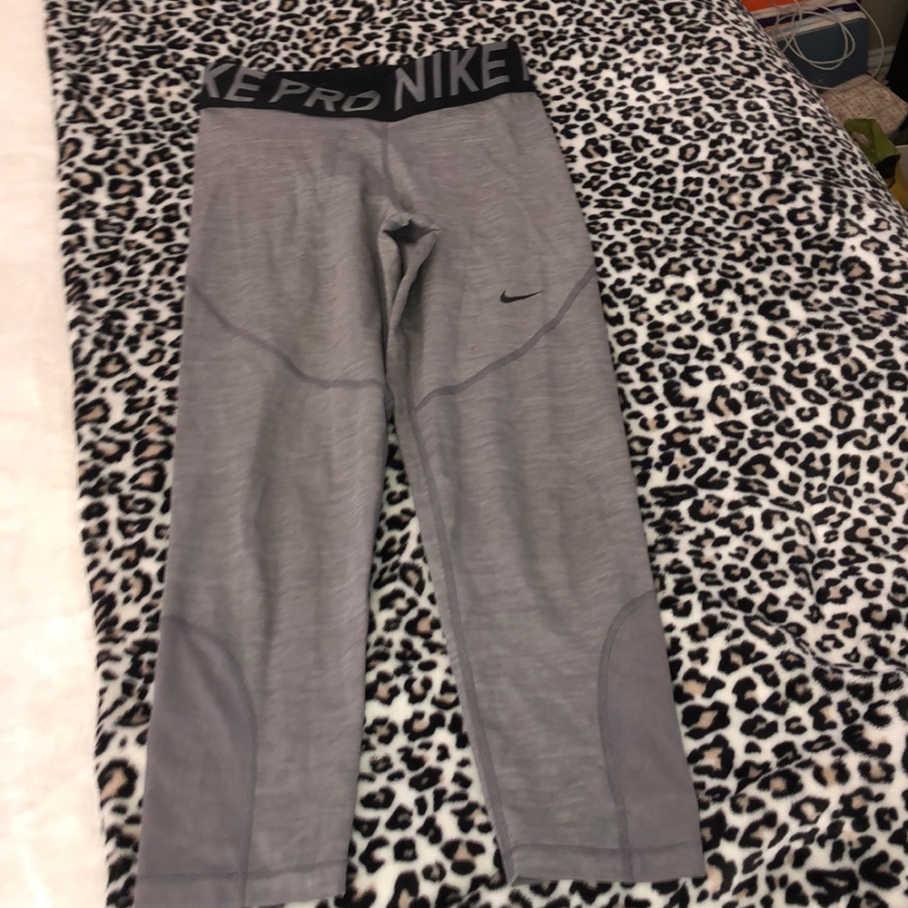 Grey Nike pro leggings - Picture 1 of 3